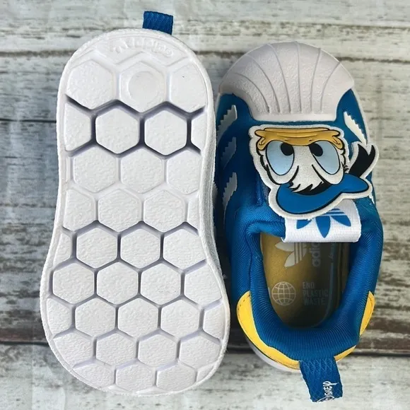 Adidas Superstar 360 Shoes Blue, White and Yellow Donald Duck Theme Size 4K.