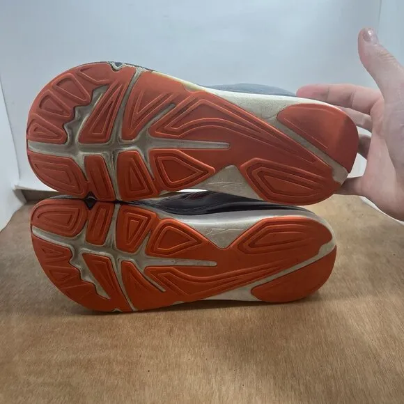 Altra Paradigm 5 Men's Size 9 Running Shoes Gray Orange AL0A4VQ0280