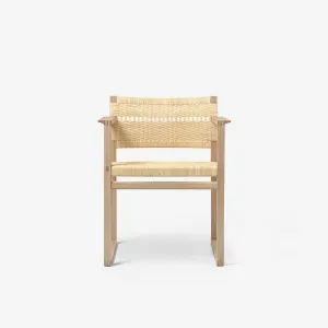 BM62 Armchair