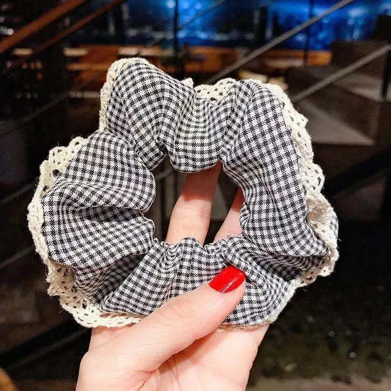 checked-srunchies-jlts0374
