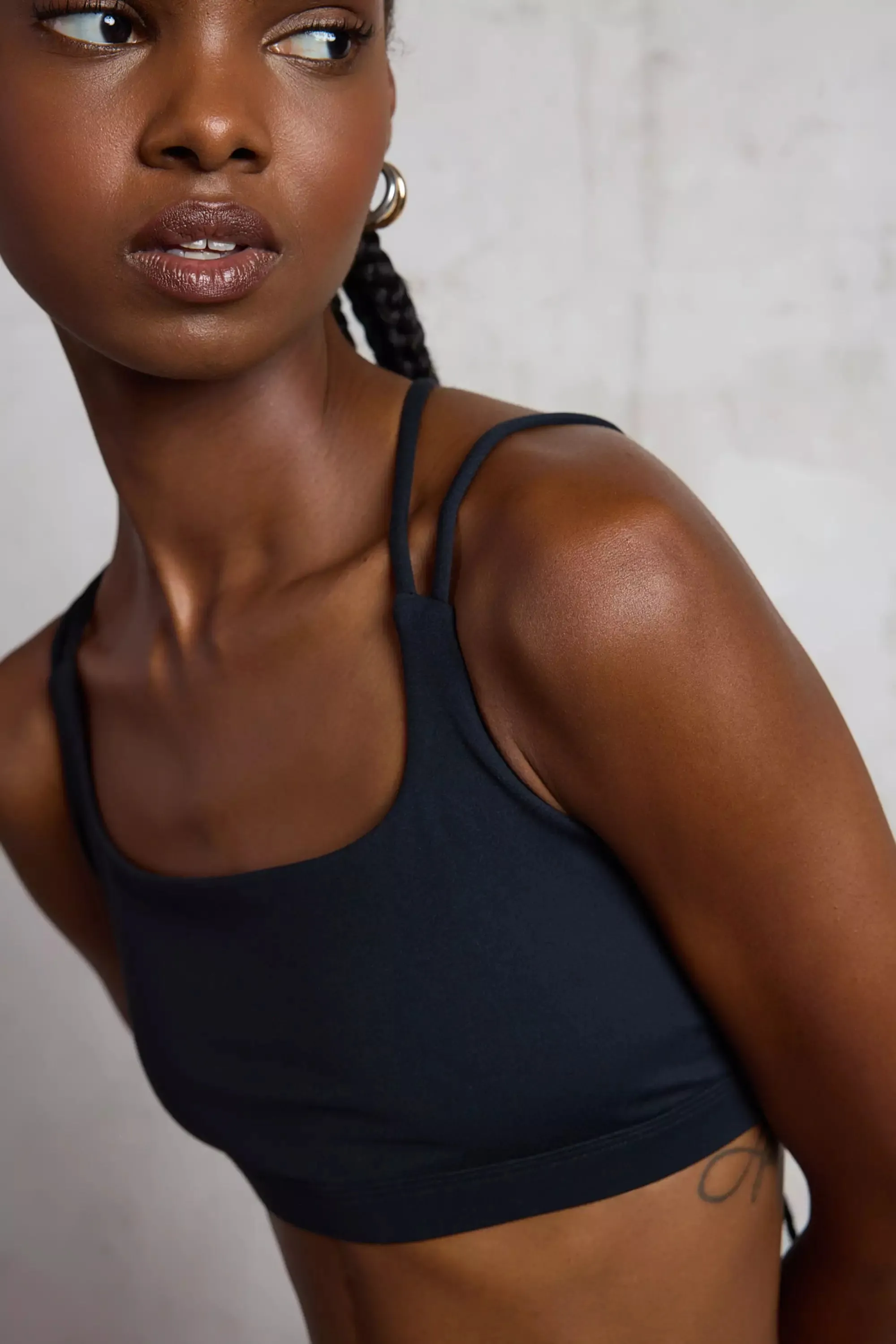 Cloud Strappy Bra - Jet Black
