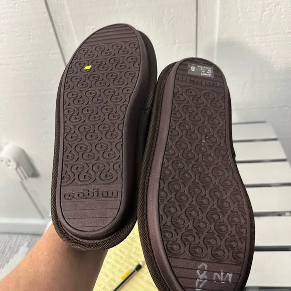 Cobian Men’s Stinson Moccasin Size 8 NWOT