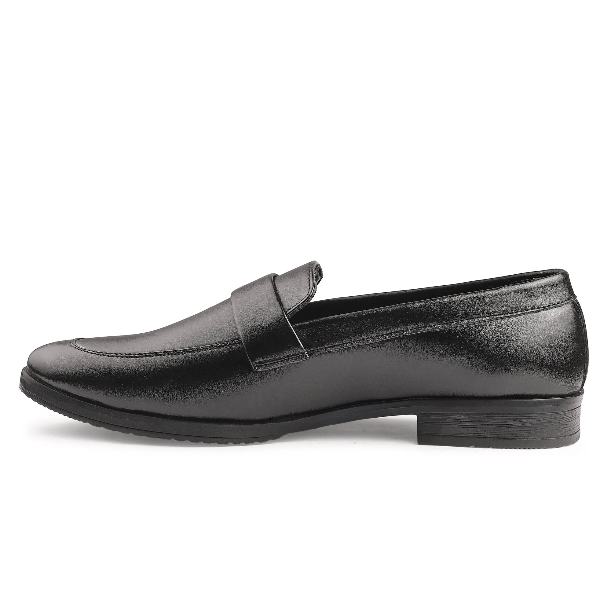 Dusk N Dazzling Black Loafer Shoes  For Men