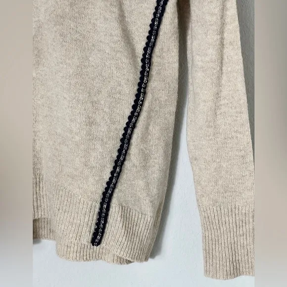 EUC J. Crew 100% Wool Sweater With Bling Stripe On Sides Size XXS.