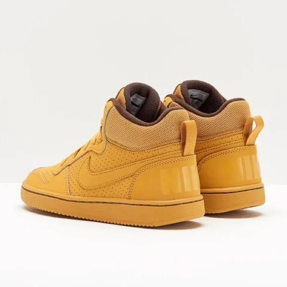 EUC Youth Size 7Y (Euro Sz 40) Nike Court Borough Mid GS Sneakers Haystack/Brown