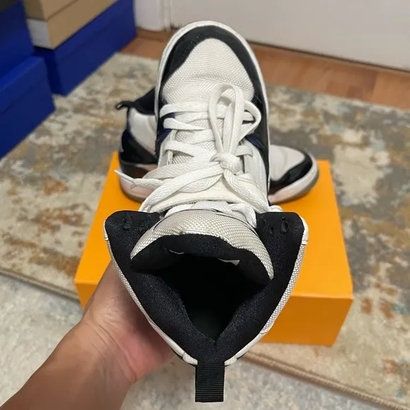 Fair Youth Size 4.5Y Air Jordan Flight 45 High Concord GS Sneakers White/Black