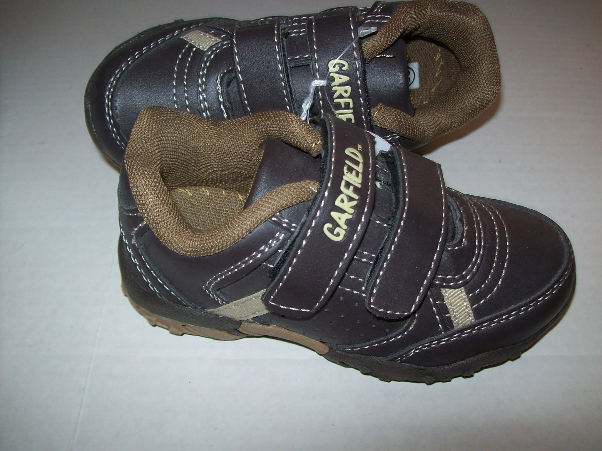Garfield Brown Sneakers