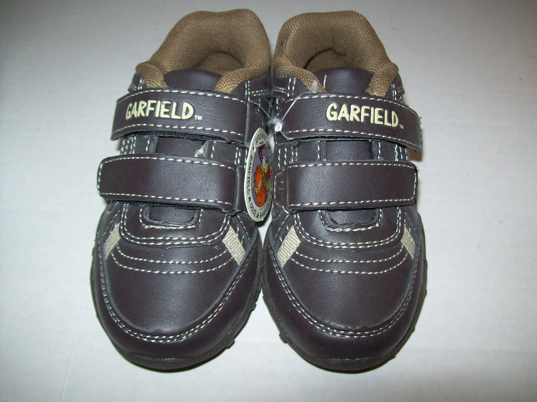 Garfield Brown Sneakers
