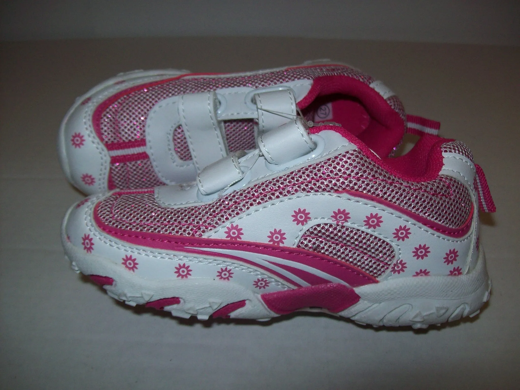 Garfield Sneakers Pink