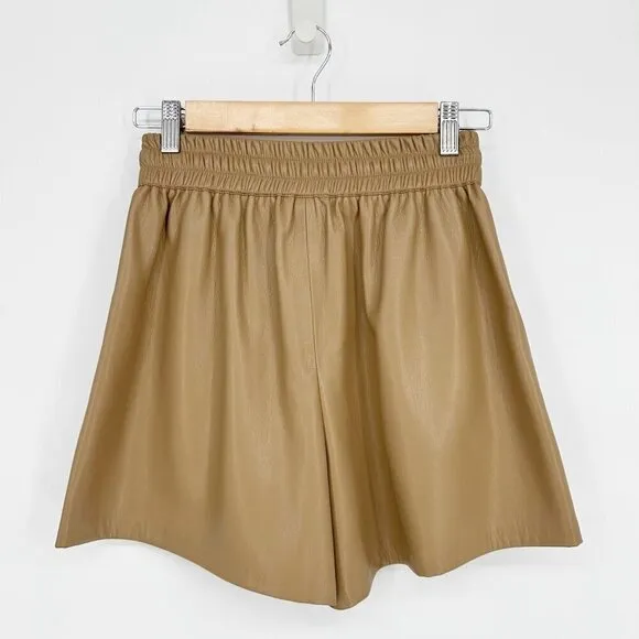 Good American Better Than Leather Short in Warm Caramel Tan Women's 0 XS