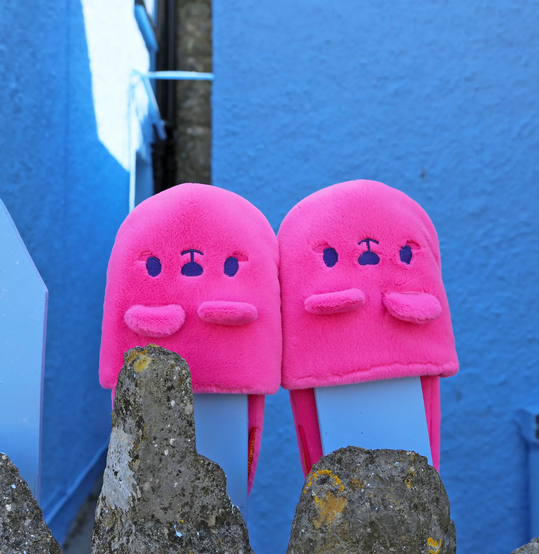 Ichigo-kuma plush slippers •ᴥ• ふわふわクマ ✦RARE✦