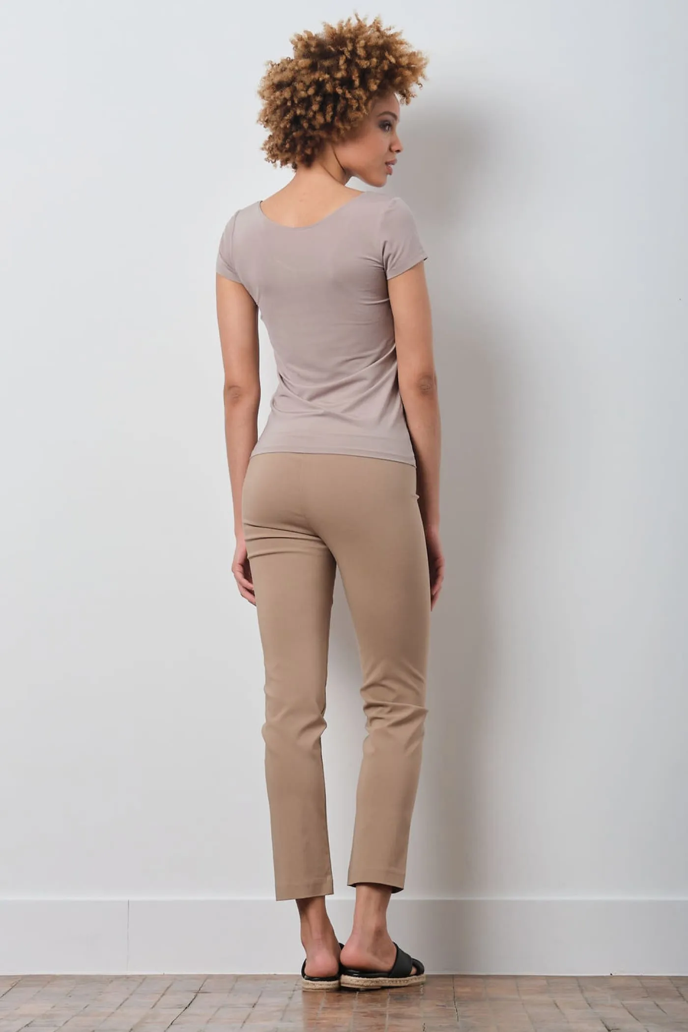 LILI Signature Camel