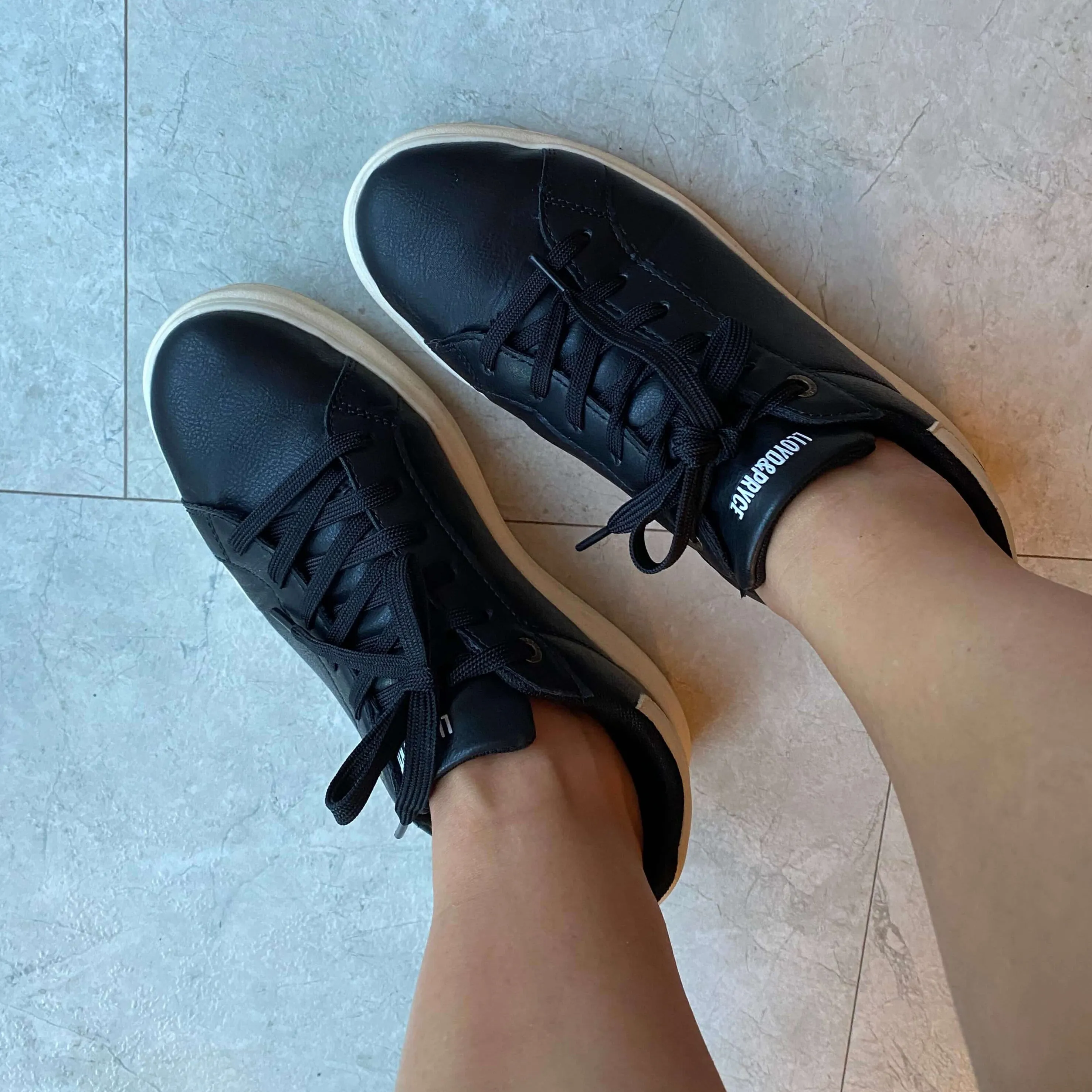Lloyd & Pryce 'For her' Nicholas Modern Lace Up Sneakers - Black