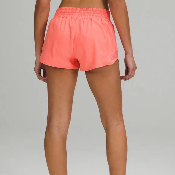 LULULEMON HIGH RISE LINED 2.5 SHORT