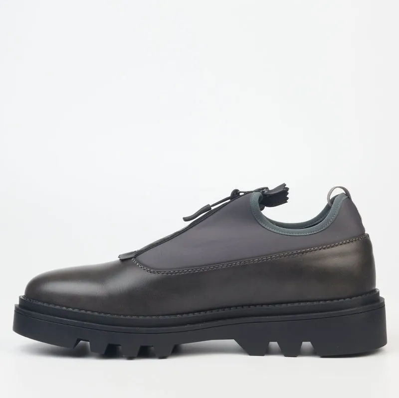 Mazerata Casual Shoe with a Zip-Grey