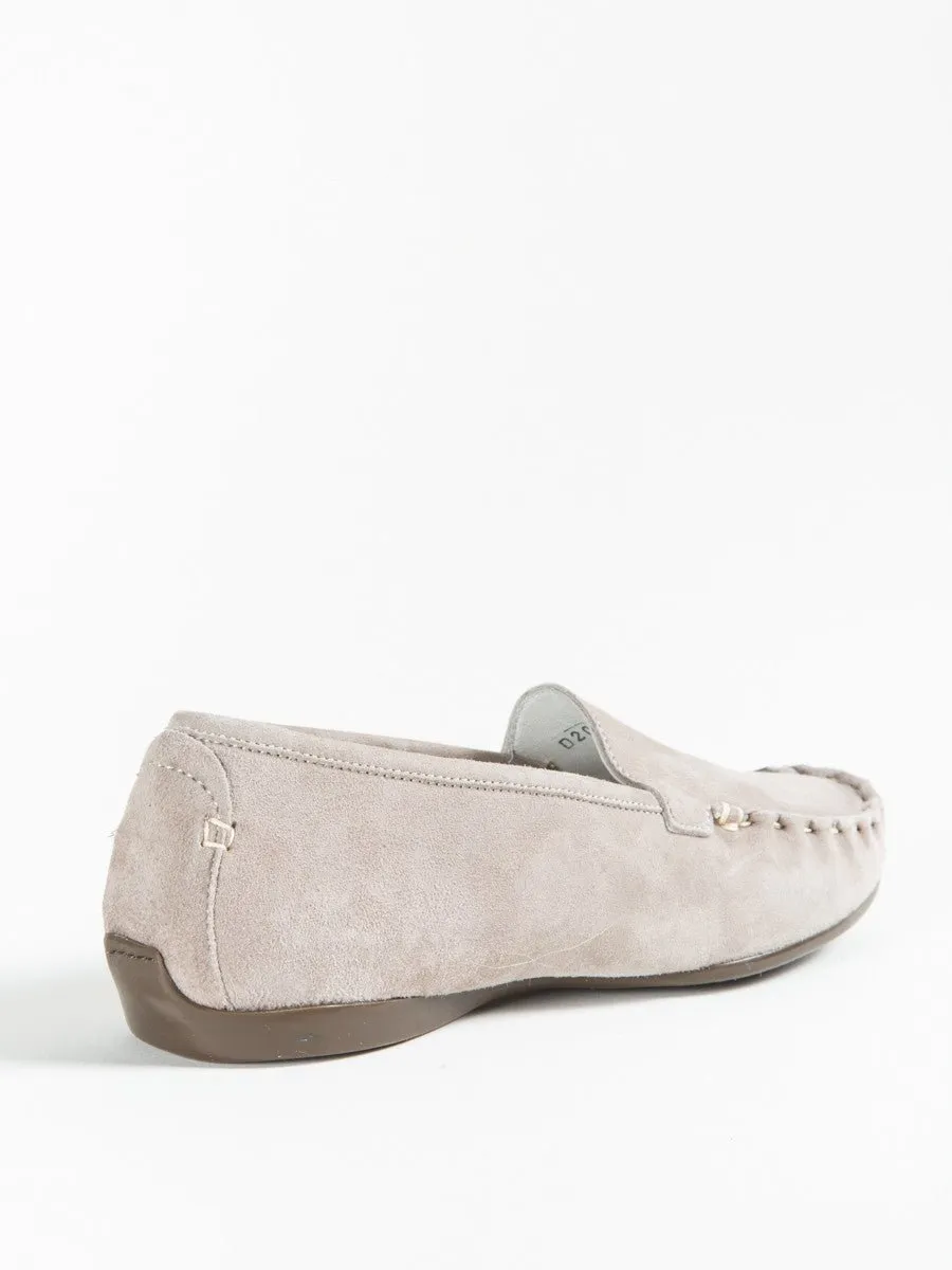 moccasin - dusty