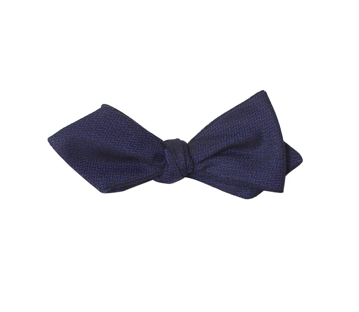 Navy Diamond Tip Bow Tie