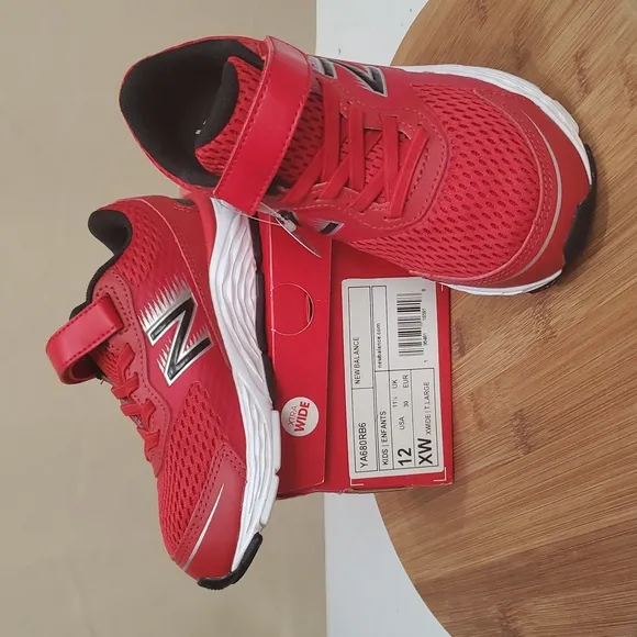 NIB 12 X-Wide Little Boys, 680 V6 Velcro Hook &amp; Loop Running Shoe by New Balance