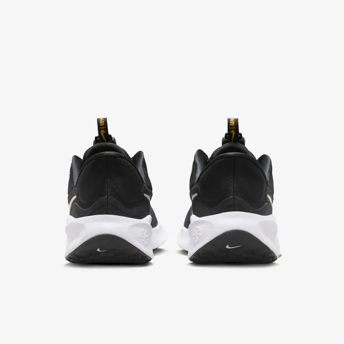 Nike Revolution 7 EasyOn