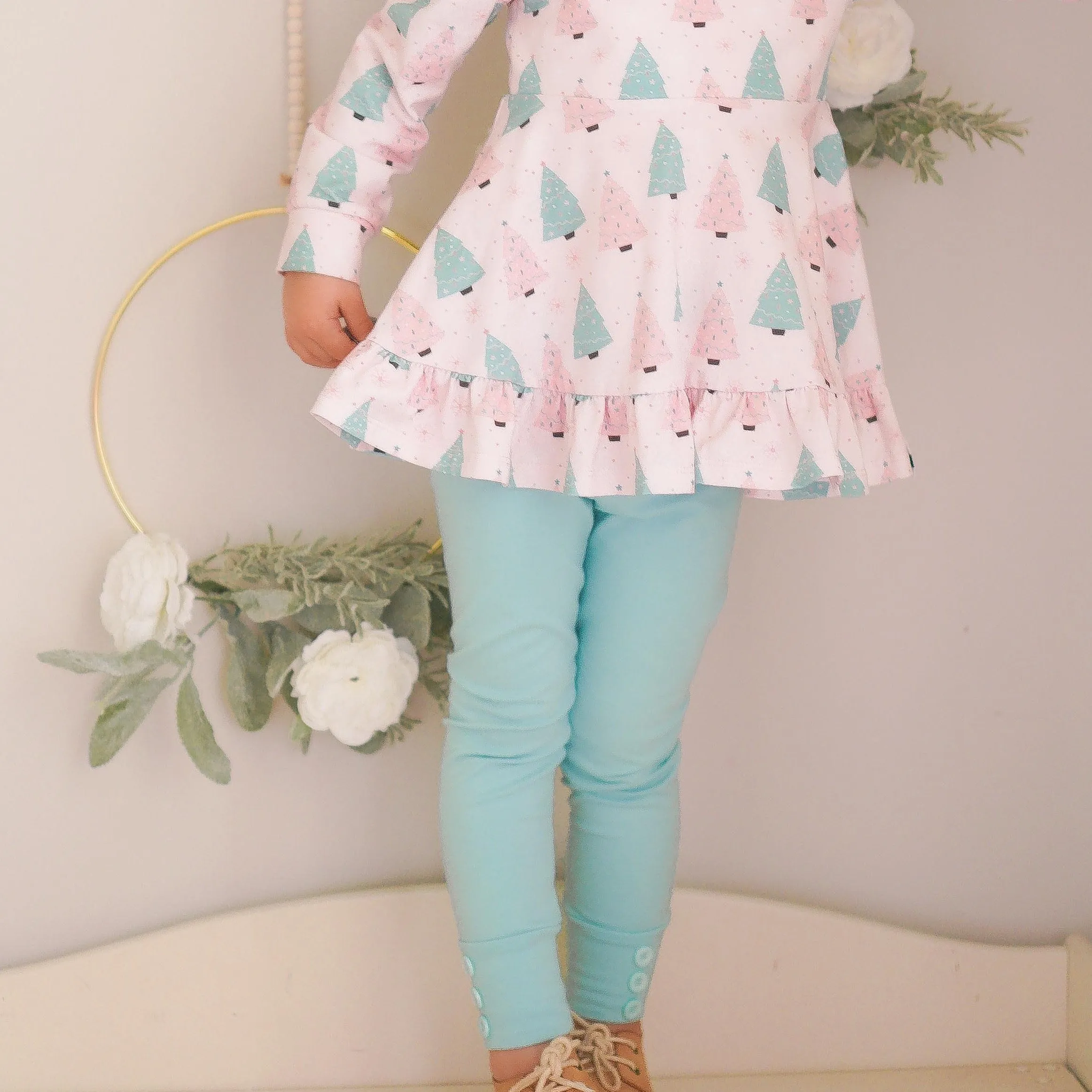 Northpole Tunic set (size 6m and 14 only)