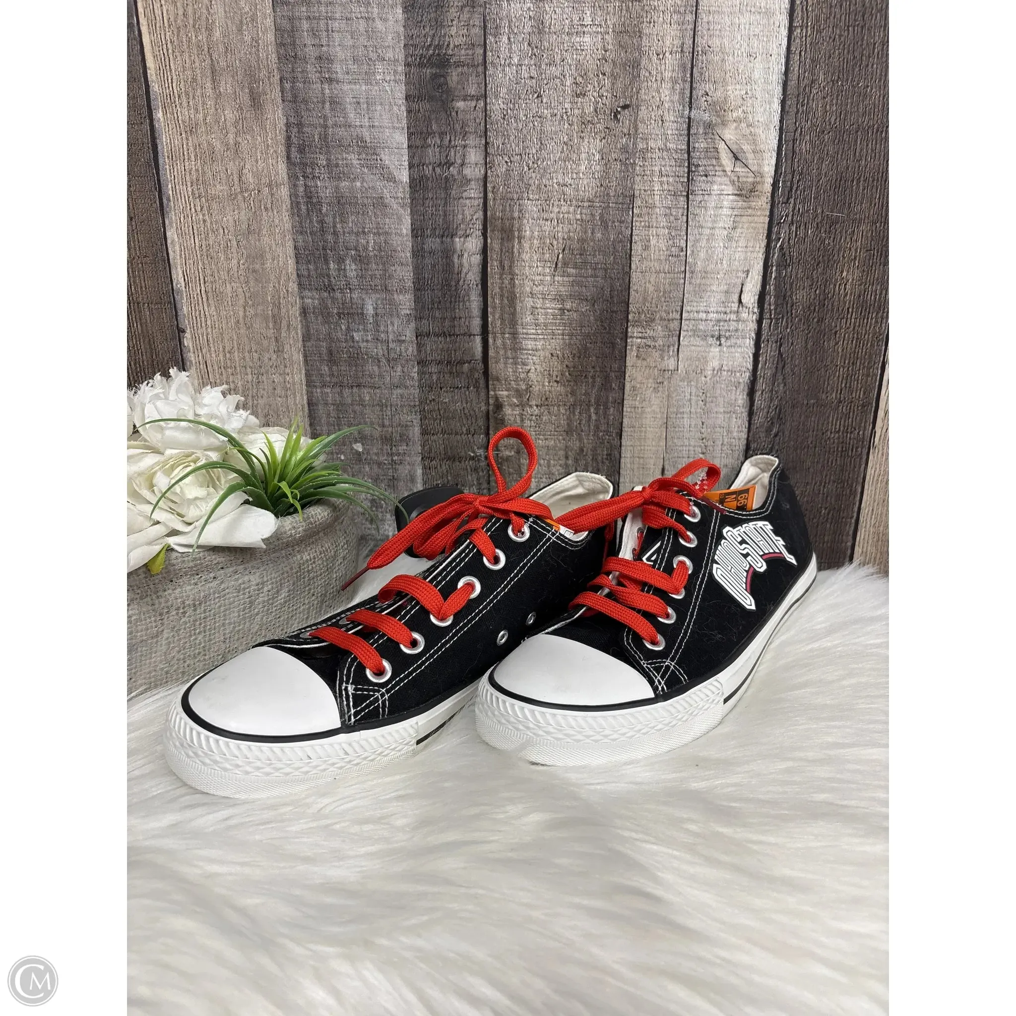 Shoes Sneakers By Cmf In Black, Size: 11.5