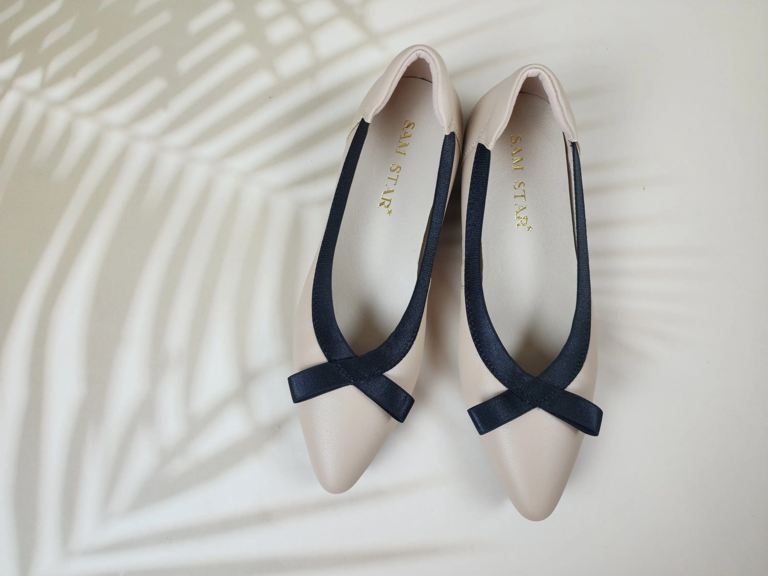 SS24006  Pointy Leather pumps with bow and extra cushion