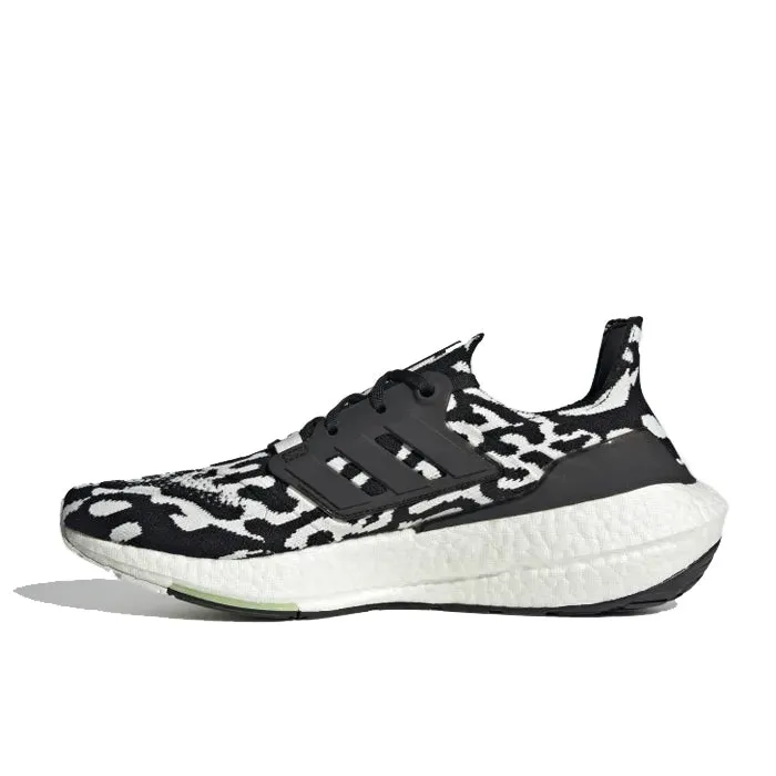 ULTRABOOST 22