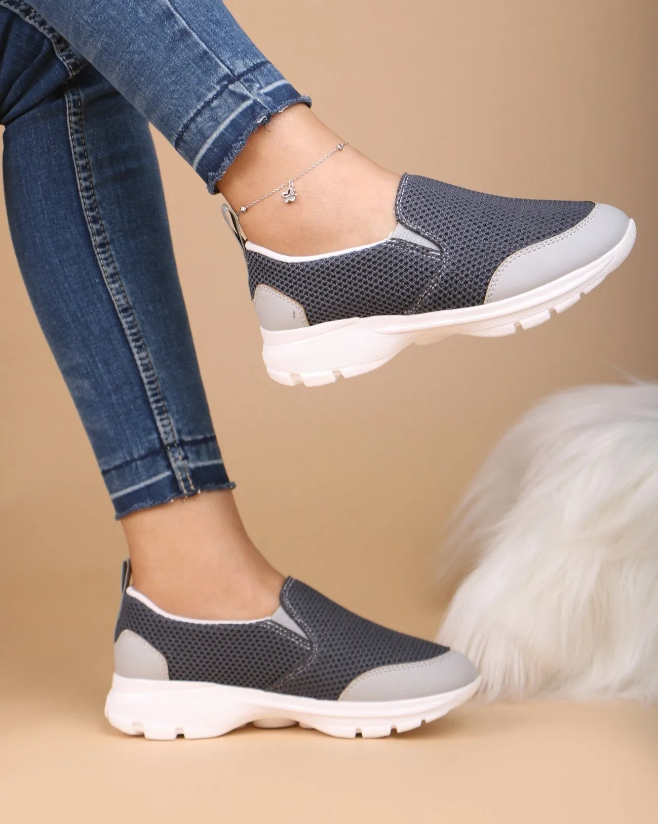 Women's Sneakers 2090_37
