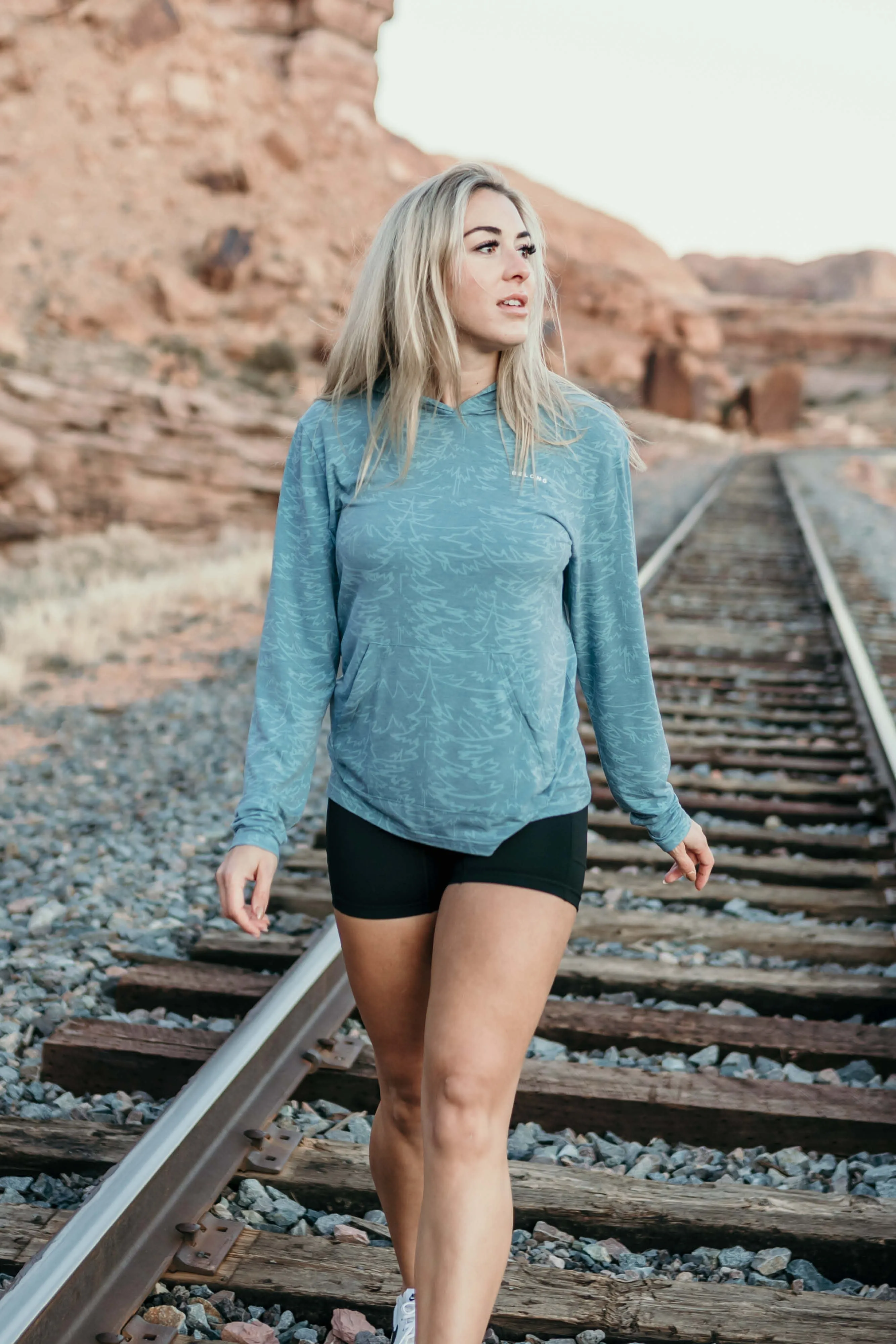 Women's Traverse Tek Hoodie (Discontinued Styles)