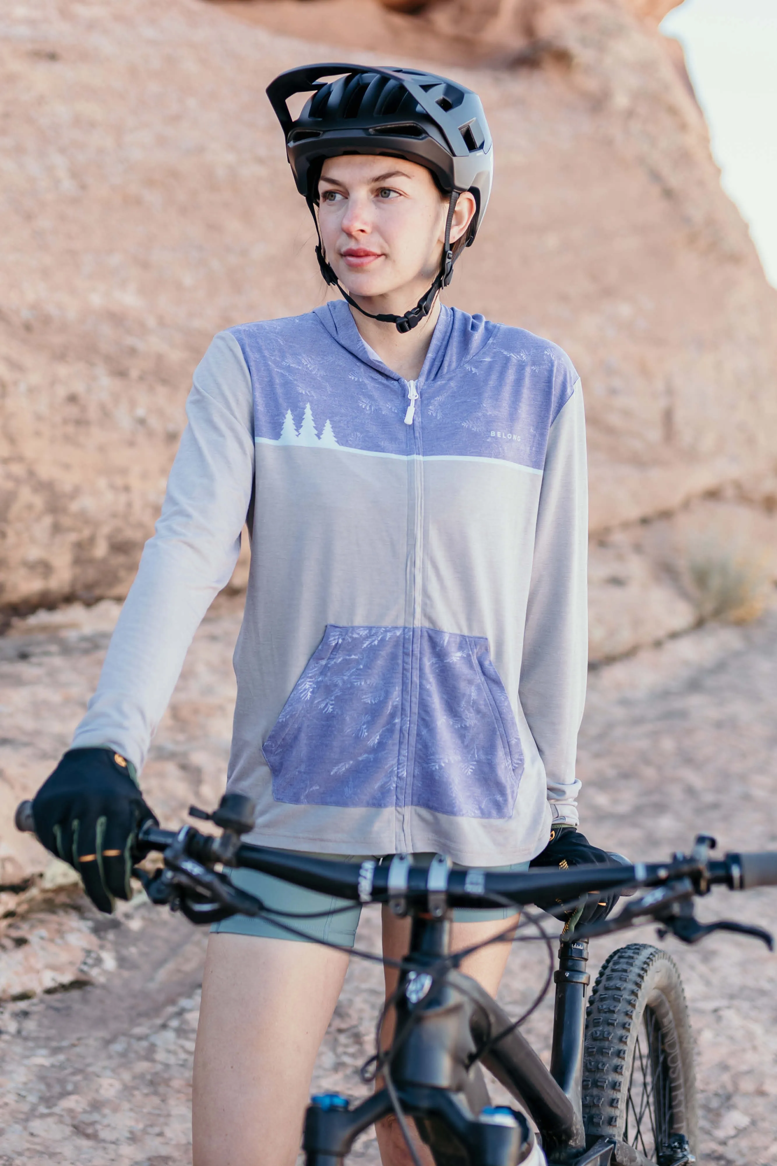 Women's Traverse Tek Hoodie (Discontinued Styles)